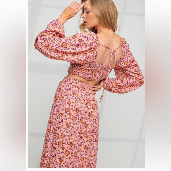 “Flower me Pretty set”: flowy pants with matching top. NWT - Picture 2 of 10